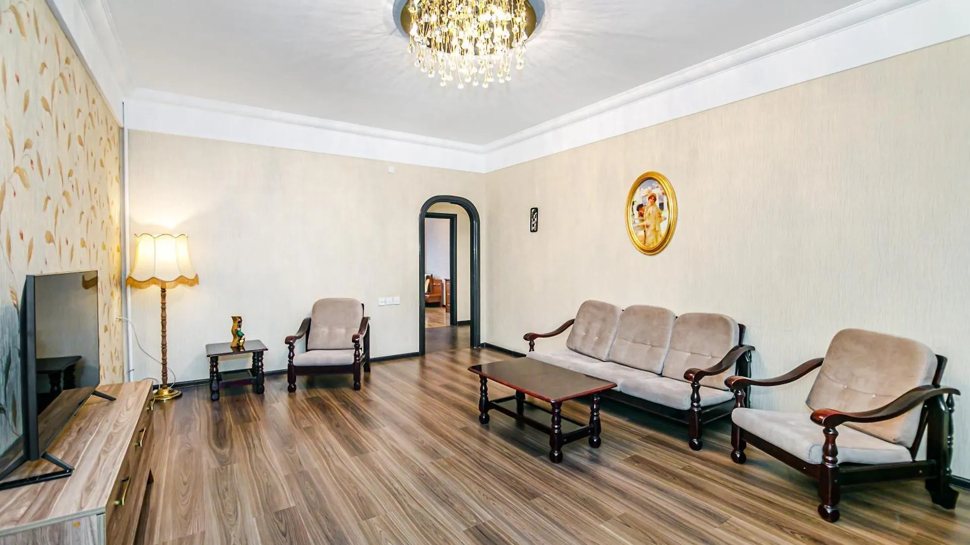 Central Apartment 2 Bedroom And Living Hall Baku